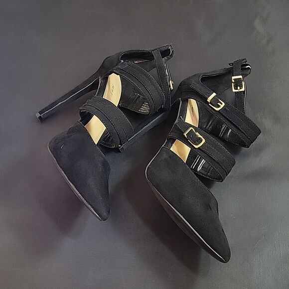 JUSTFAB MULTI-STRAP ADJUSTABLE BUCKLE BACK ZIP CLOSURE WOMEN"S SHOE - Picture 10 of 13